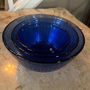 Vintage Set of Pyrex Ribbed Cobalt Blue Nesting Glass Bowls - 3, 6, 10 cup size